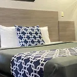 Island Suites Hobby Airport